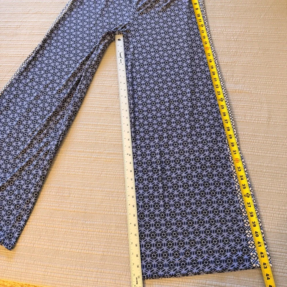 Chicos Women's Wide Leg Pants Blue Geometric Medallion Print Side Stripe Size 2